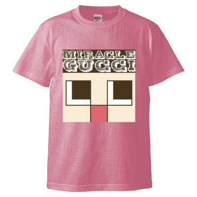 近いよ〜顔が〜 （Tシャツ）