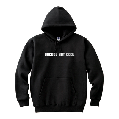 UNCOOL BUT COOL パーカー
